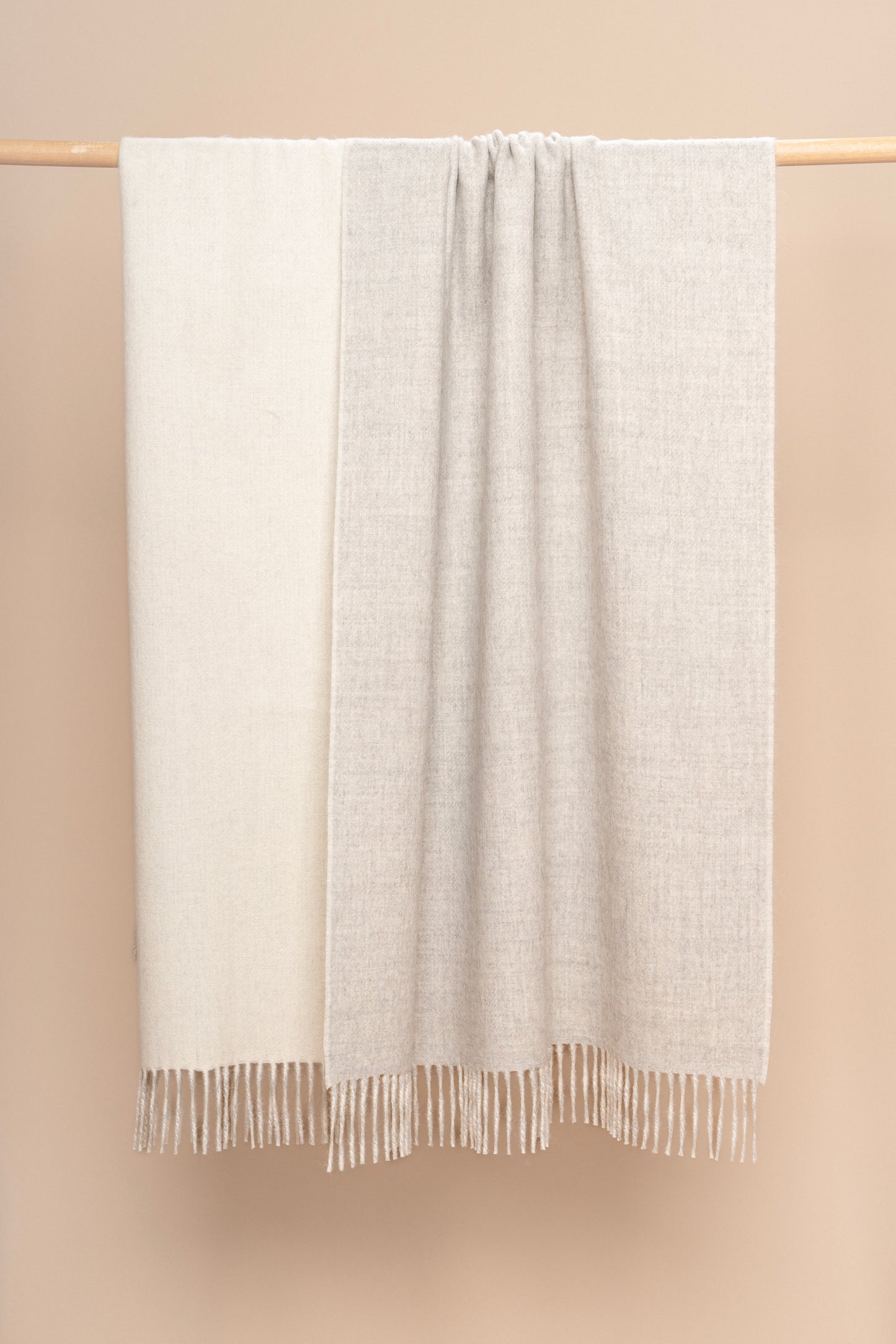 Baby Alpaca throw (Revervisible)