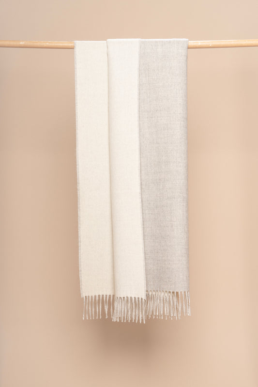 Baby Alpaca throw (Revervisible)